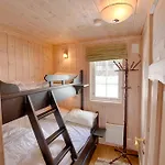 Family-friendly With Stunning Outdoor Access * Beitostolen