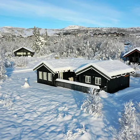 Family-friendly With Stunning Outdoor Access Holiday home *
