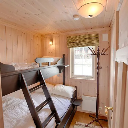 Family-friendly With Stunning Outdoor Access * Beitostolen