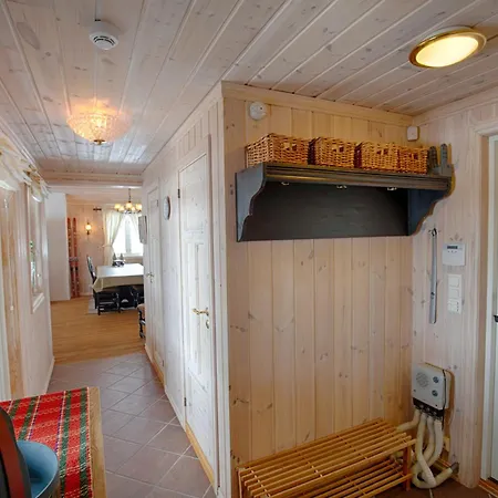 Holiday home Family-friendly With Stunning Outdoor Access Beitostolen
