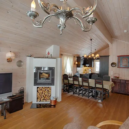 Family-friendly With Stunning Outdoor Access *