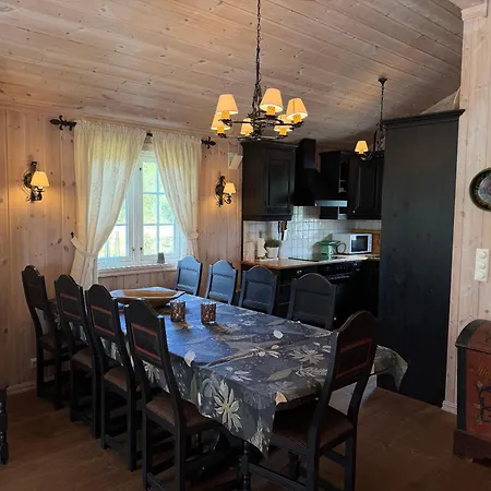 Holiday home Family-friendly With Stunning Outdoor Access Beitostolen