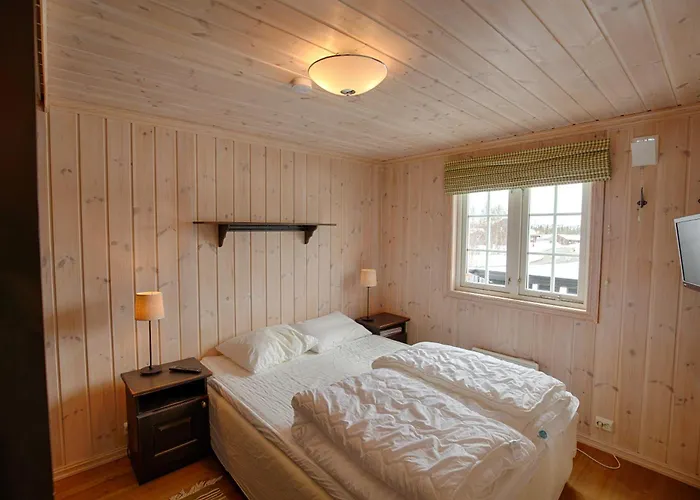 Family-friendly With Stunning Outdoor Access Ferienhaus