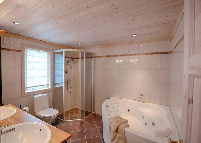Family-friendly With Stunning Outdoor Access Beitostolen