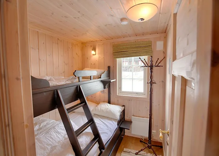Family-friendly With Stunning Outdoor Access * Beitostolen